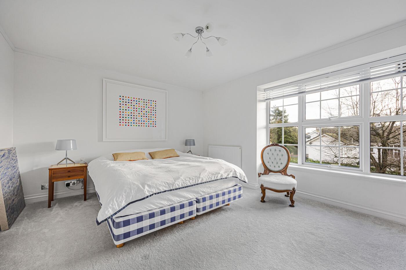 Phyllis Court Drive, Henley-On-Thames